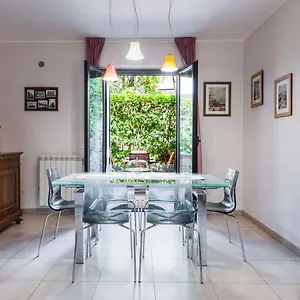 Siliqua House With Garden By Wonderful Italy Holiday home